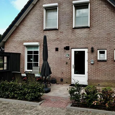 Holiday home Veldzicht *