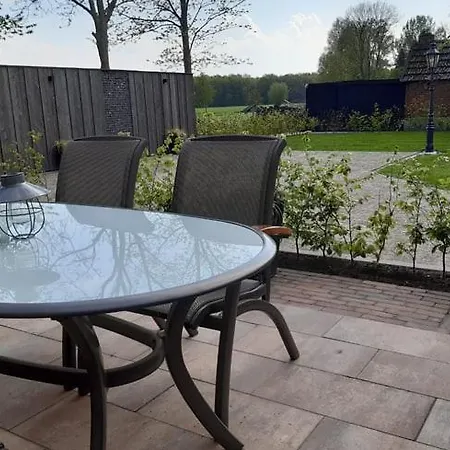 Veldzicht Holiday home